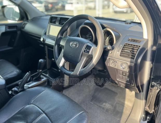 Toyota Land Cruiser Prado 2.7 i 2012 Black