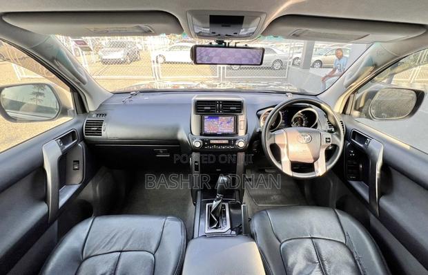 Toyota Land Cruiser Prado 2.7 i 2012 Black