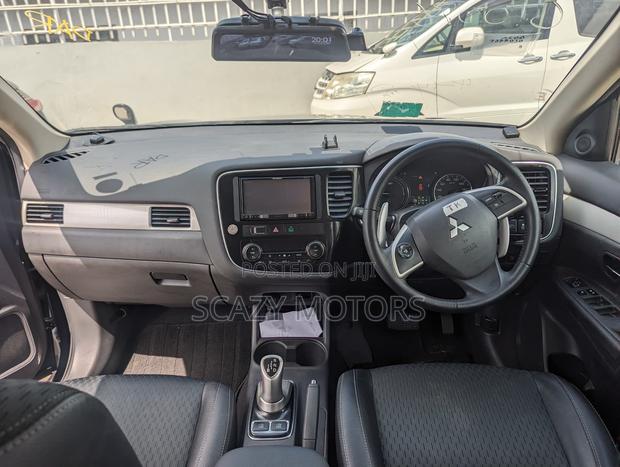 Mitsubishi Outlander 2014 Black