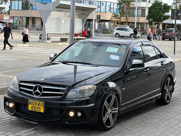 Mercedes-Benz C-Class 2009 Black
