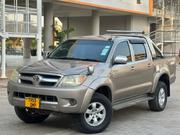Toyota Hilux 2007 Gray for sale