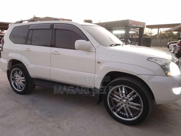Toyota Land Cruiser Prado 2007 White