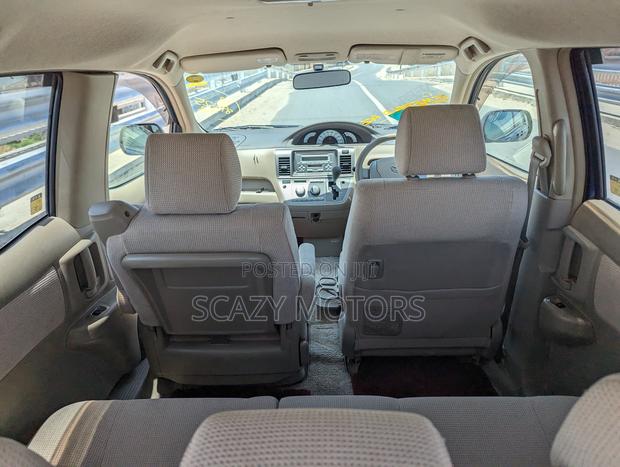 Toyota Raum 2007 Blue