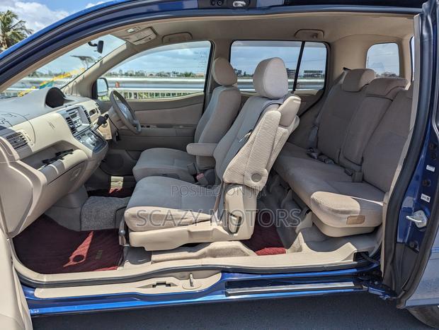 Toyota Raum 2007 Blue