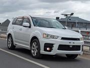 Mitsubishi Outlander 2011 White for sale