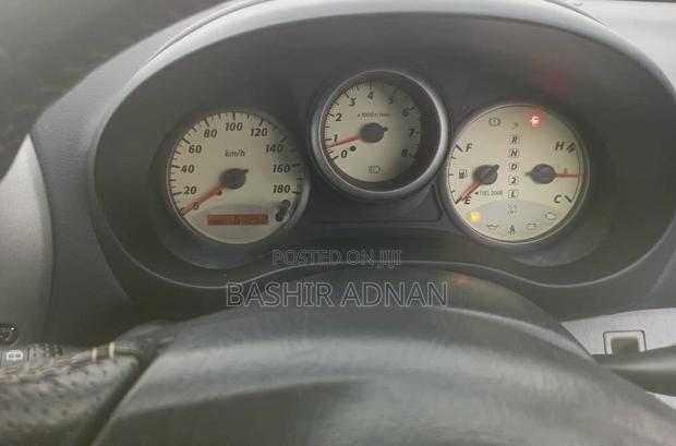 Toyota RAV4 2001 White
