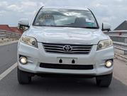 Toyota Vanguard 2010 White for sale