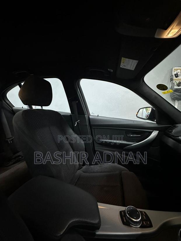 BMW 3 Series 320i RWD 2014 Black