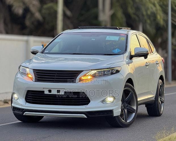 Toyota Harrier 2.0 2014 Pearl