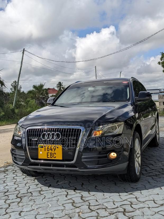Audi Q5 3.2 Premium Quattro 2010 Black