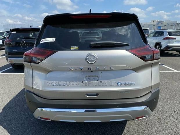 Nissan X-Trail 2024 Gray