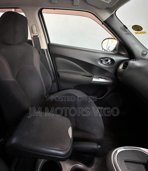 Nissan Juke 2012 Silver