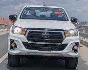 Toyota Hilux 2022 White for sale