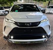 Toyota Harrier 2022 White for sale