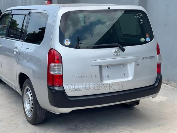Toyota Probox 1.5 DX Comfort 2WD 2015 Silver