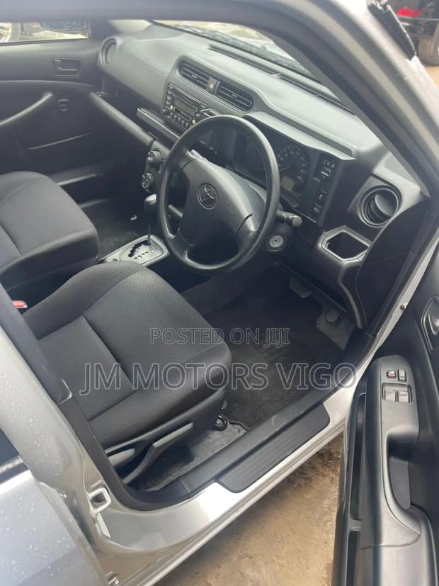 Toyota Probox 1.5 DX Comfort 2WD 2015 Silver