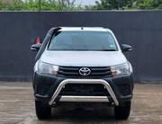 Toyota Hilux SR5 4x4 2015 White for sale