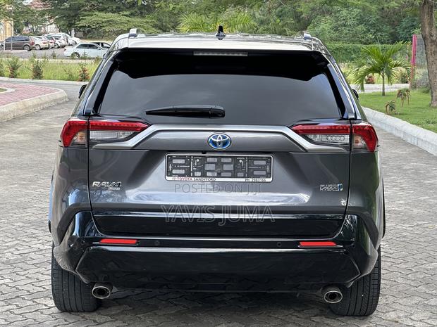Toyota RAV4 Adventure 2022 Gray