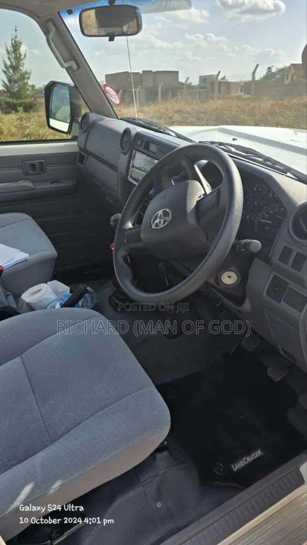 New Toyota Land Cruiser 2024 White