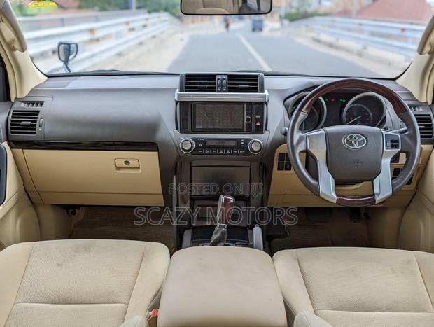 Toyota Land Cruiser Prado 2013 Black