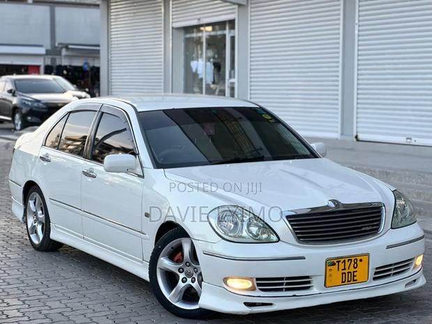 Toyota Brevis 2005 Pearl