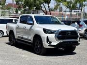Toyota Hilux 2021 Off white for sale