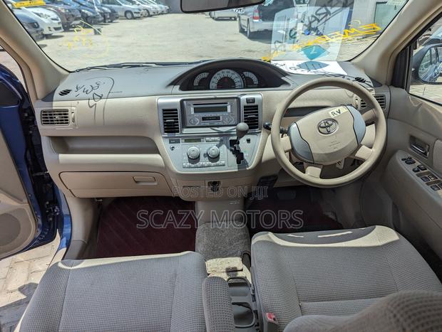 Toyota Raum 2003 Blue
