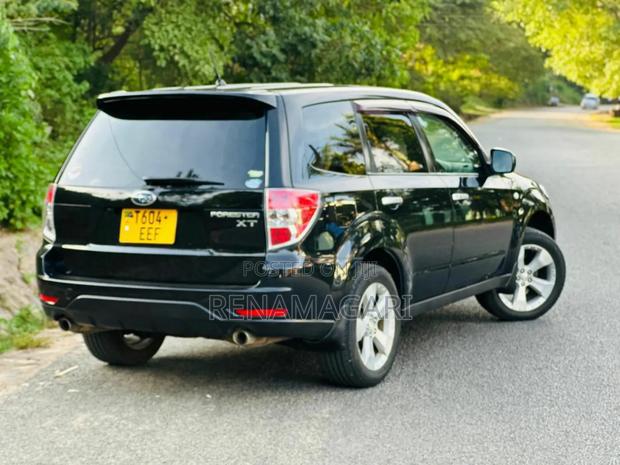 Subaru Forester 2010 Black