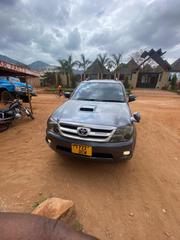 Toyota Fortuner 2007 Gray for sale