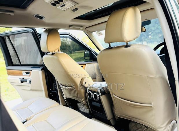 Land Rover Discovery 2013 Black