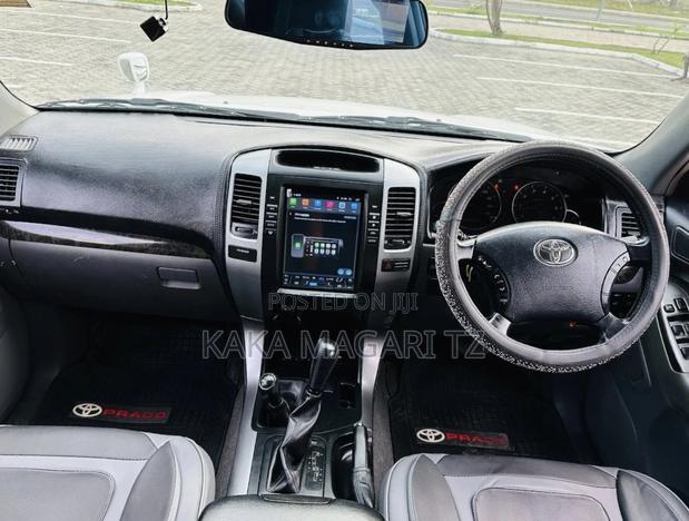 Toyota Land Cruiser Prado 2007 White