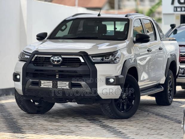Toyota Hilux 2.8 Diesel 2020 White