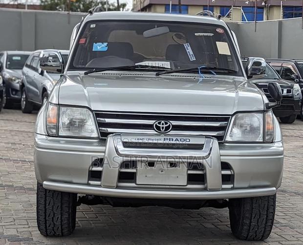 Toyota Land Cruiser Prado 2.7 16V 5dr 2000 Silver