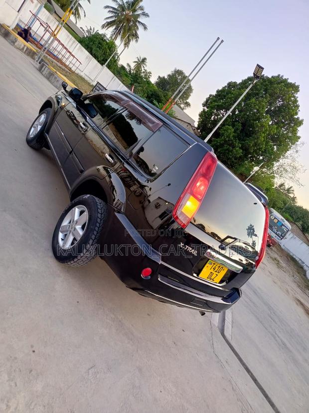 Nissan X-Trail 2005 Black