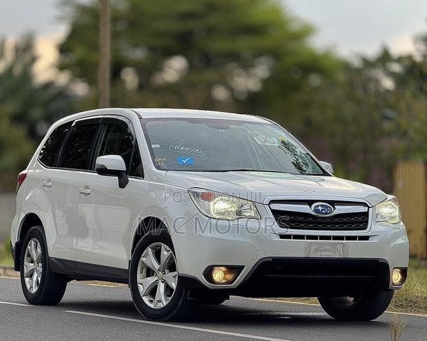 Subaru Forester 2013 Pearl