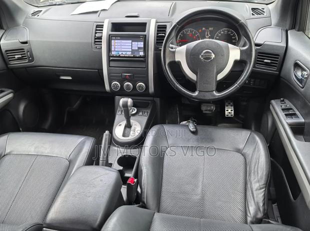 Nissan X-Trail 2012 Black