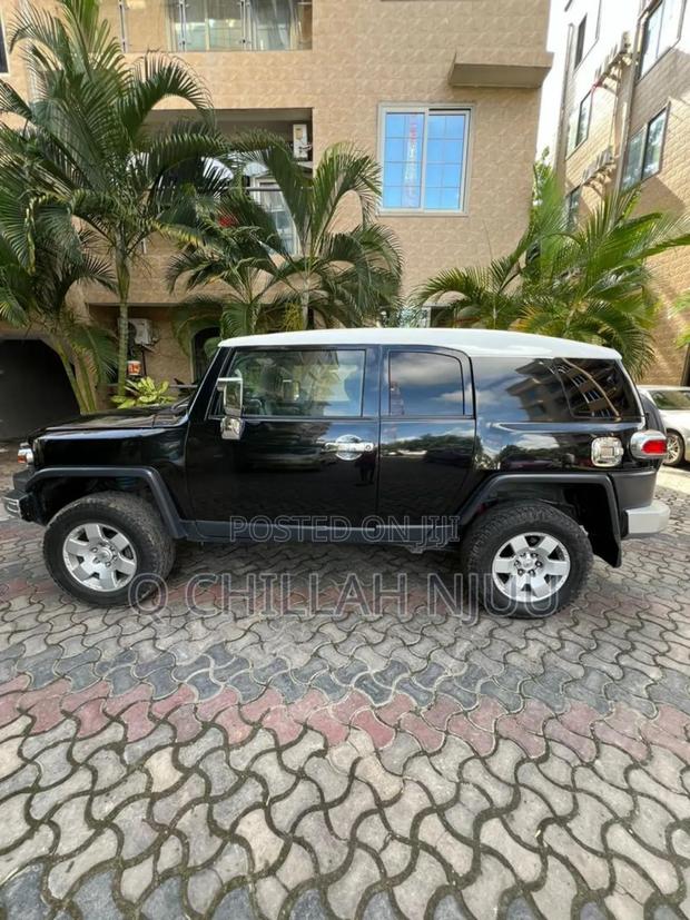 Toyota Land Cruiser 2008 Black