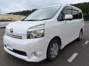Toyota Voxy 2009 Pearl for sale