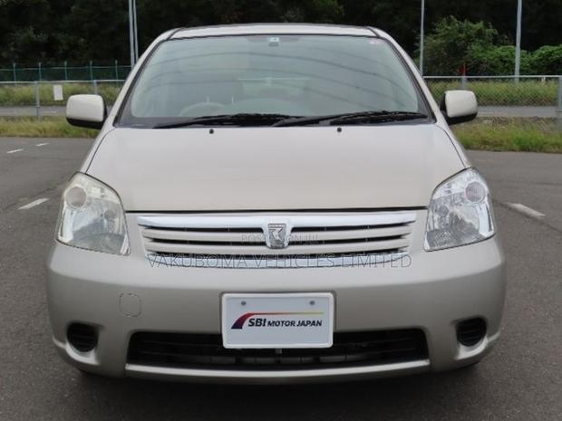 Toyota Raum 2003 Gray