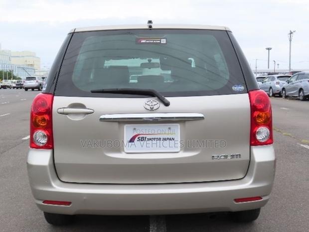 Toyota Raum 2003 Gray