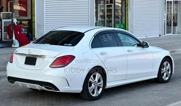 Mercedes-Benz C-Class 2014 White