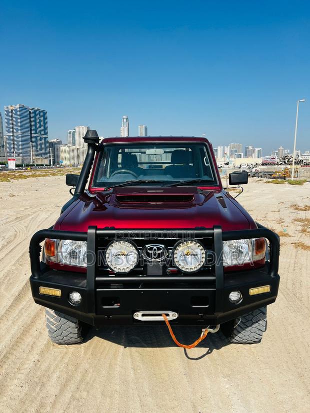 Toyota Land Cruiser 2017 Burgundy