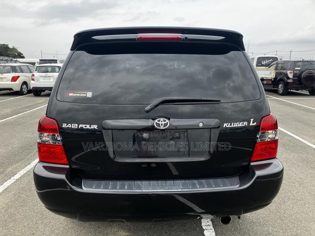 Toyota Kluger 2005 Black