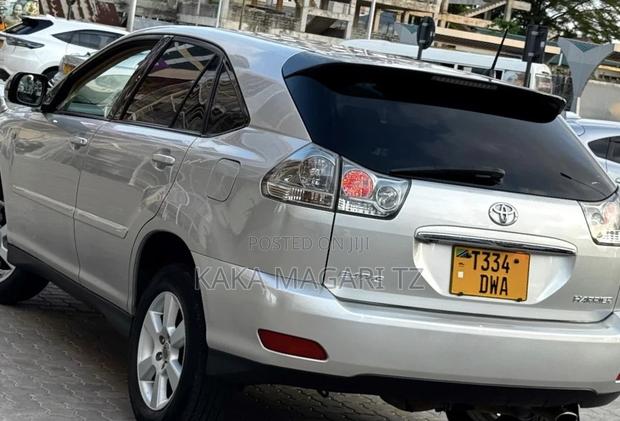 Toyota Harrier 2006 Silver