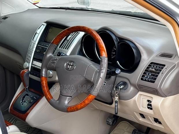 Toyota Harrier 2006 Silver