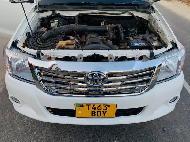 Toyota Hilux 2008 White