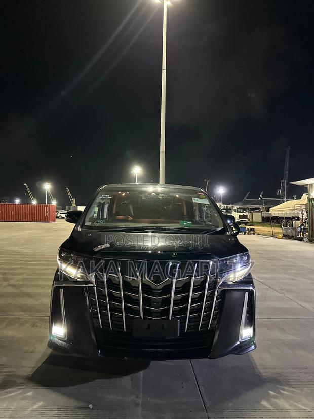 Toyota Alphard 2018 Black
