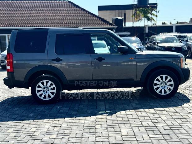 Land Rover Discovery 2006 Gray