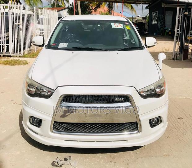 Mitsubishi RVR 2010 White