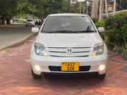 Toyota IST 2004 White for sale